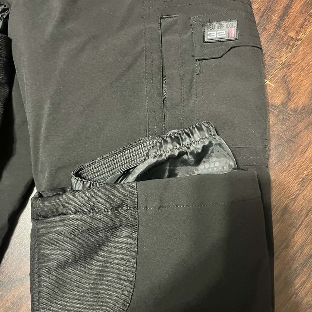 Snow pants - Picture 3 of 7